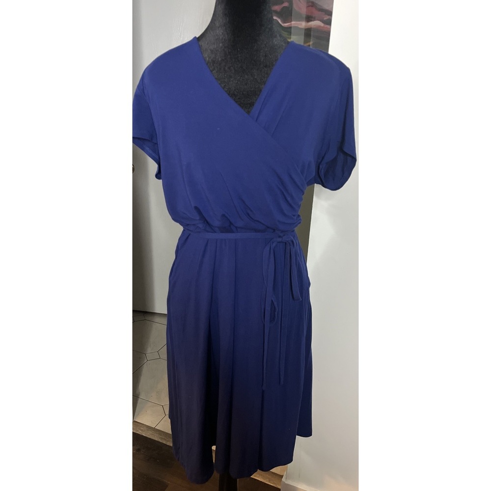 Lands' End Classic Navy Midi Wrap Dress Size 14-16.